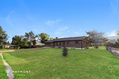 220 Cunningham Dr Photo 1