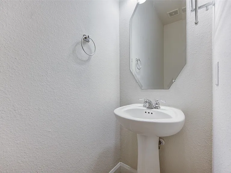 5319 Fossil Stone Ln — Photo 20