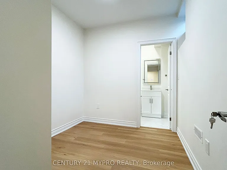 19 William Crawley Way — Photo 15