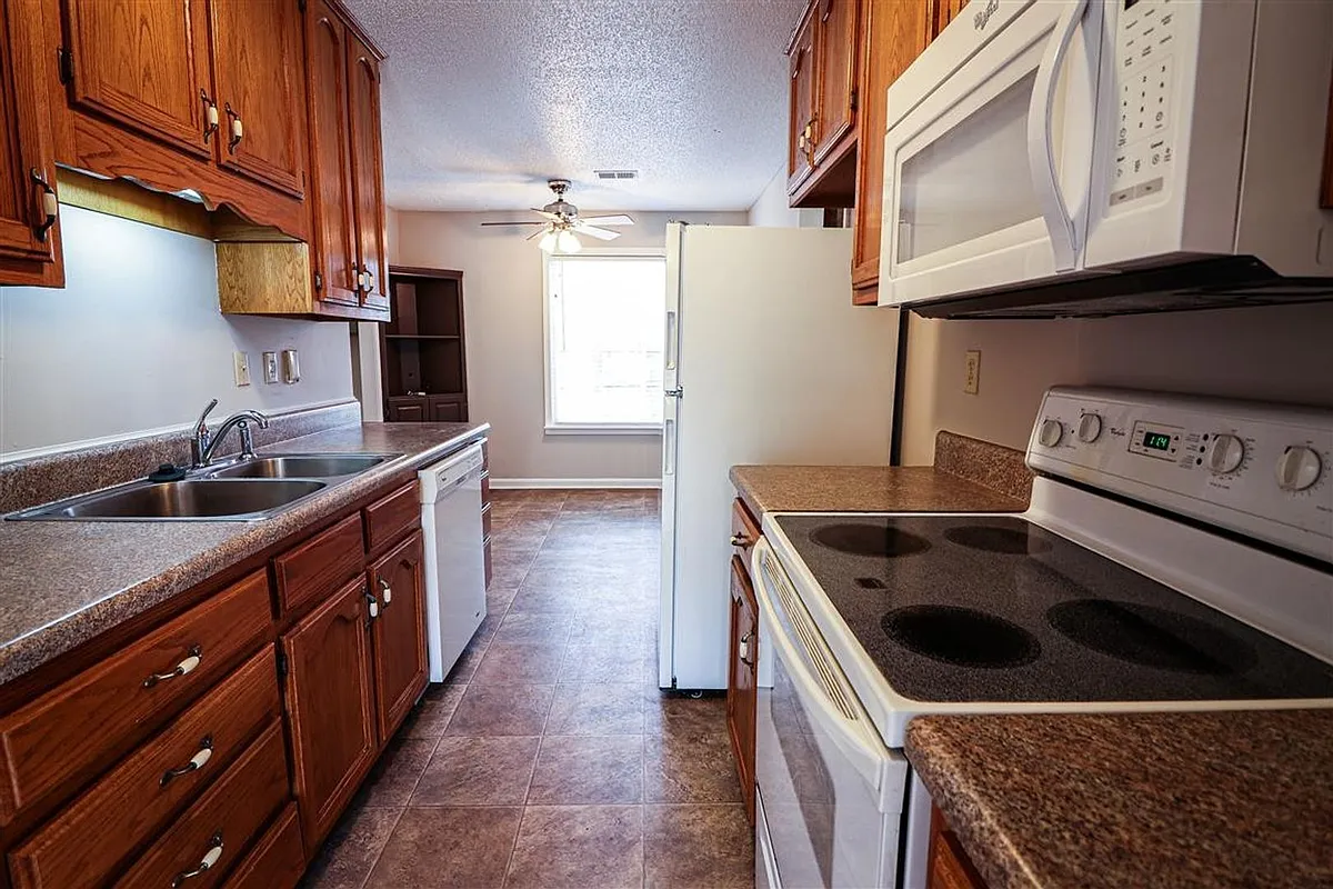 Building Photo - 2957 Boyington Cv
