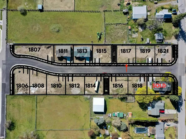 1821 N Arties Rd, Greenacres, WA 99016