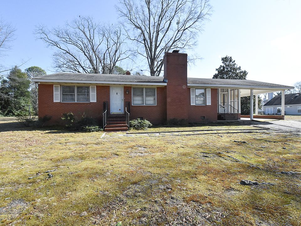 3BR/1.5BA/1305 sqft ranch 