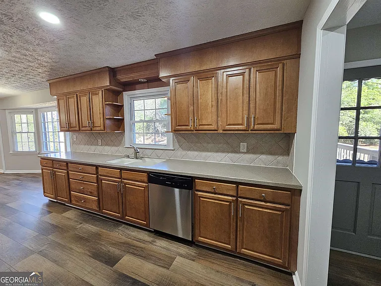 683 Ginger Cake Rd — Photo 30
