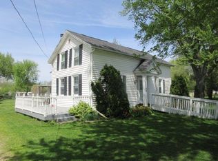 25100 Front St, Sterling, IL 61081