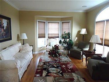 3rd image of 3536 Bellcrest Dr