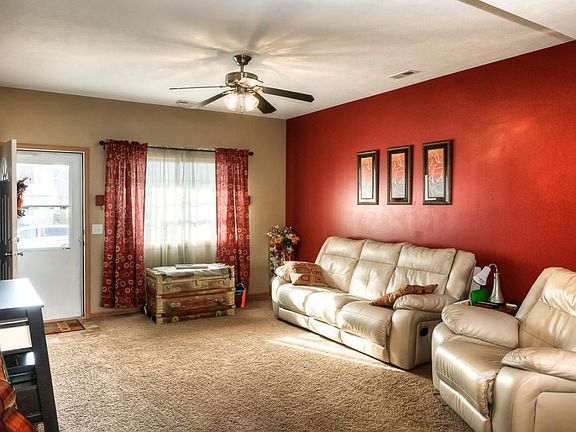 4th image of 2609 Pavich Dr
