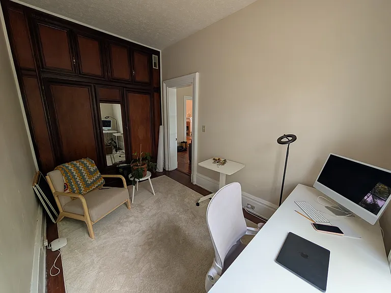 1332 Broadway St — Photo 9