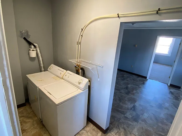 127 Brook St #2 — Photo 5