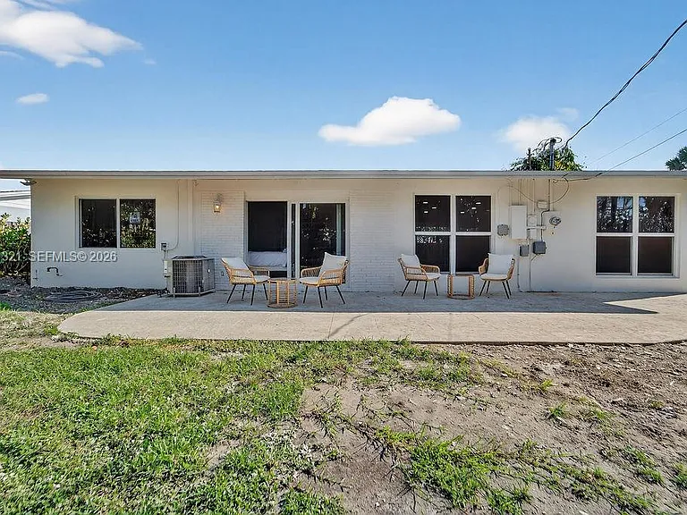 756 Cinnamon Rd — Photo 40