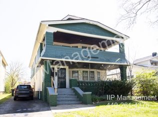 3589 Chelton Rd, Shaker Heights, OH 44120