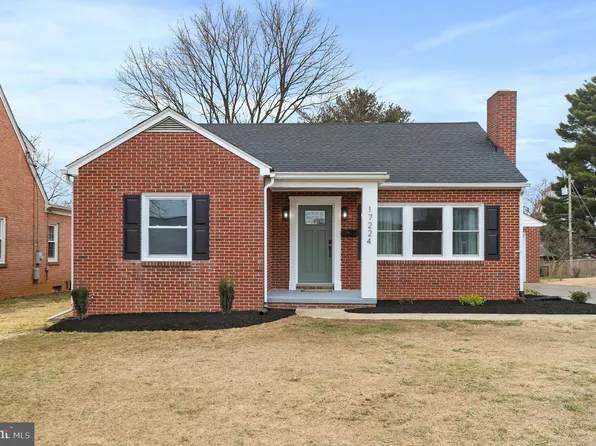 17224 Amber Dr, Hagerstown, MD 21740