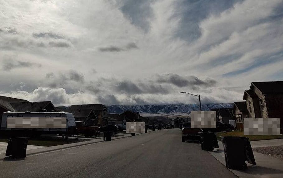2nd image of 862 Fossil Butte St