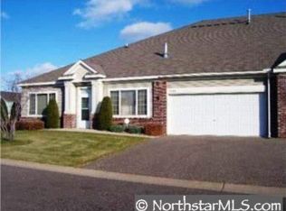 5799 Prairie Ridge Dr, Saint Paul, MN 55126