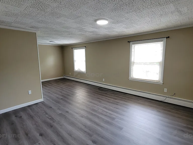 16 Harvard Rd #8 — Photo 7