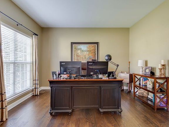 5th image of 2226 Wolford Cir