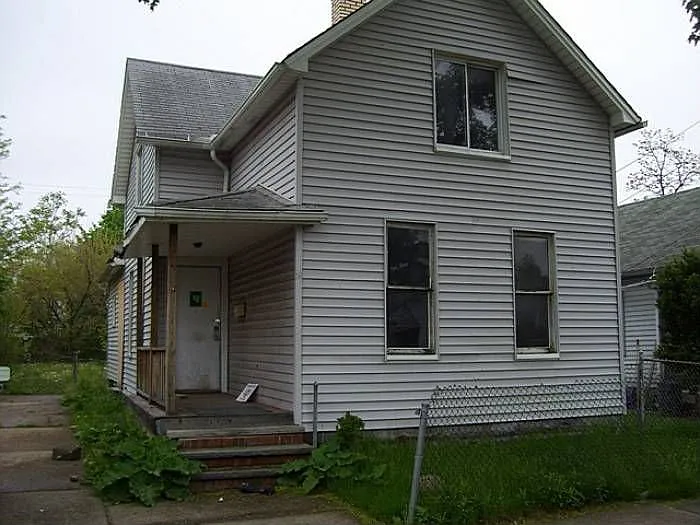 3314 W 50th St photo 1