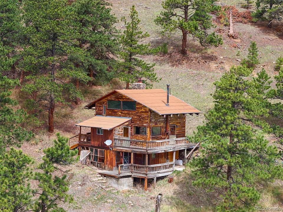 1st image of 721 Nugget Hill Road
