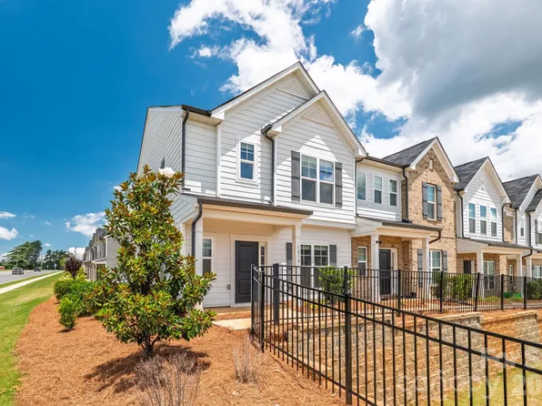 1814 Saint Louis Aly NW, Concord, NC 28027