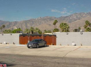 521 Desert Way APT 1, Palm Springs, CA 92264