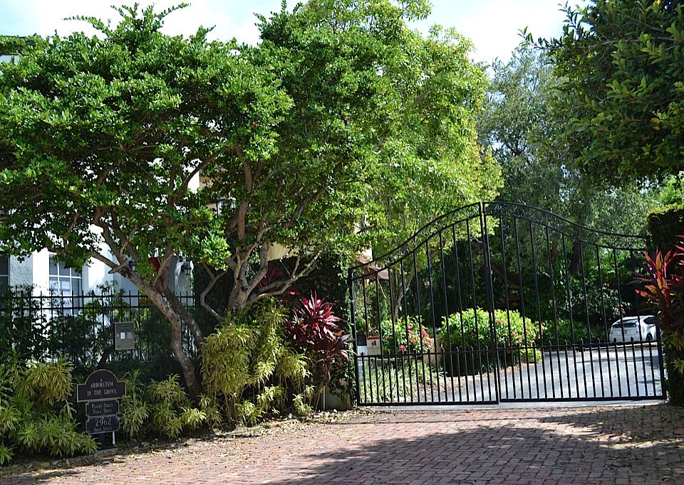 1st image of 3133 Paola Dr #13