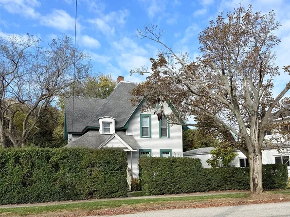 2136 Lake St, Lake City, PA 16423