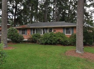 1069 Parkwood Dr, Forest Park, GA 30297