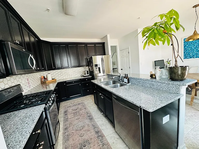 5 Truman Dr — Photo 9