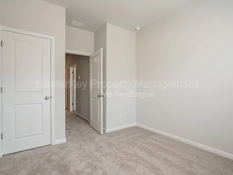 112 Silver Fir Ln — Photo 16