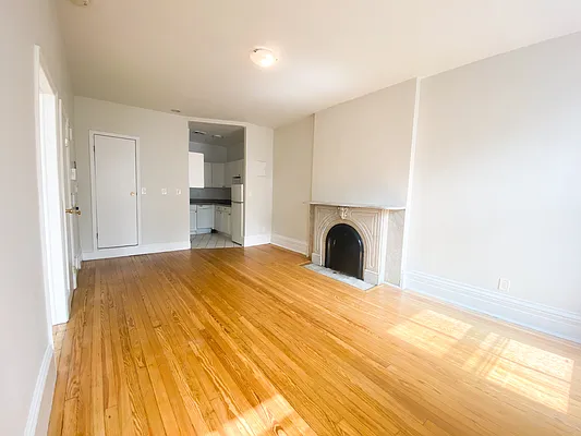 Rented by Mercer Real Estate | media 2