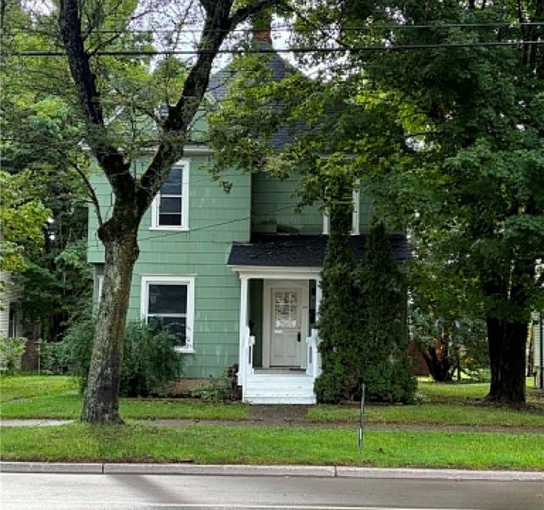 1st image of 311 W Main St