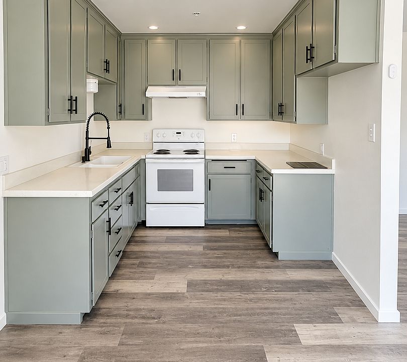 1st image of 322 16th St #C