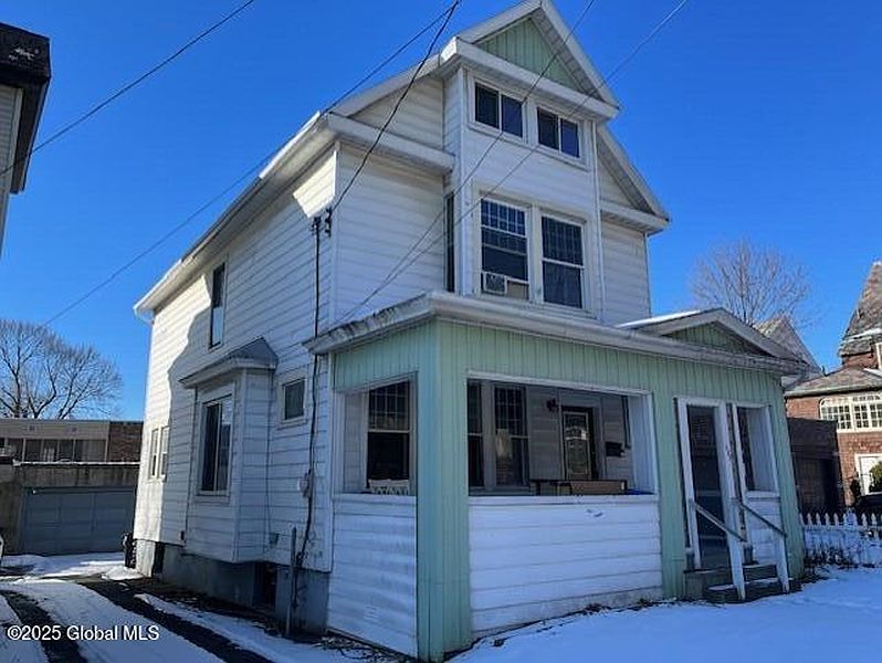 2nd image of 282 Morris Street