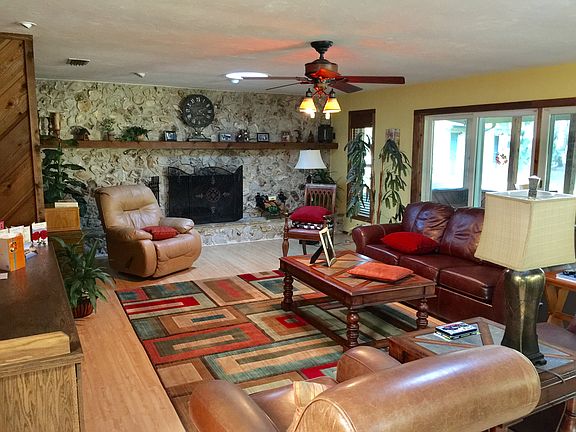 4th image of 761 Wildwood Dr
