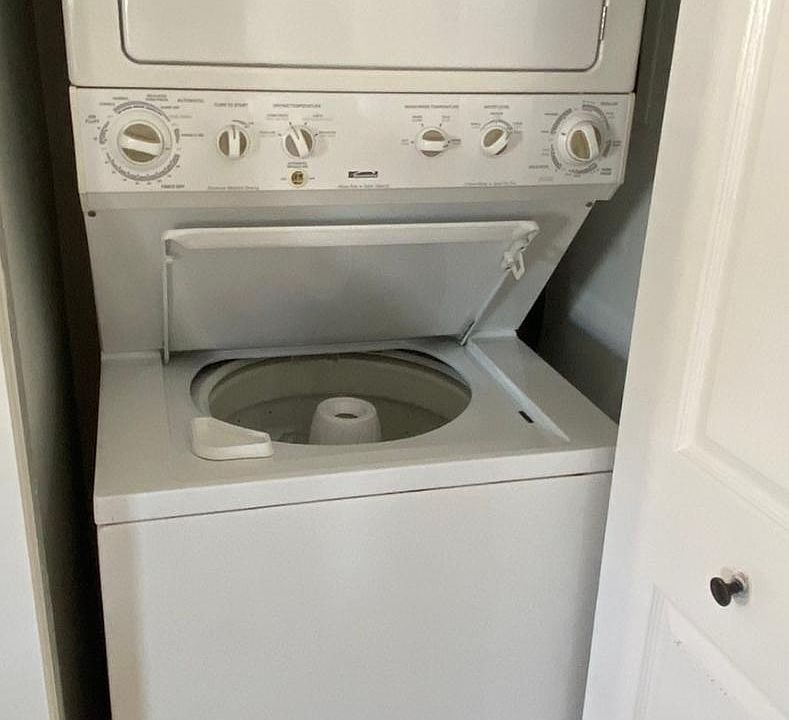2nd image of 175 Grove St
