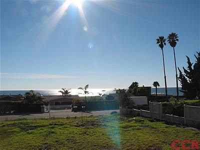 2nd image of 220 Indio Dr