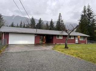 42021 SE 135th St, North Bend, WA 98045