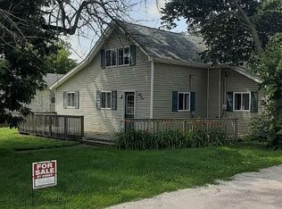 811 Pine St, Delavan, IL 61734