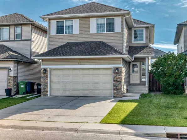 38 Everwoods Line SW, Calgary, AB T2Y 5G5
