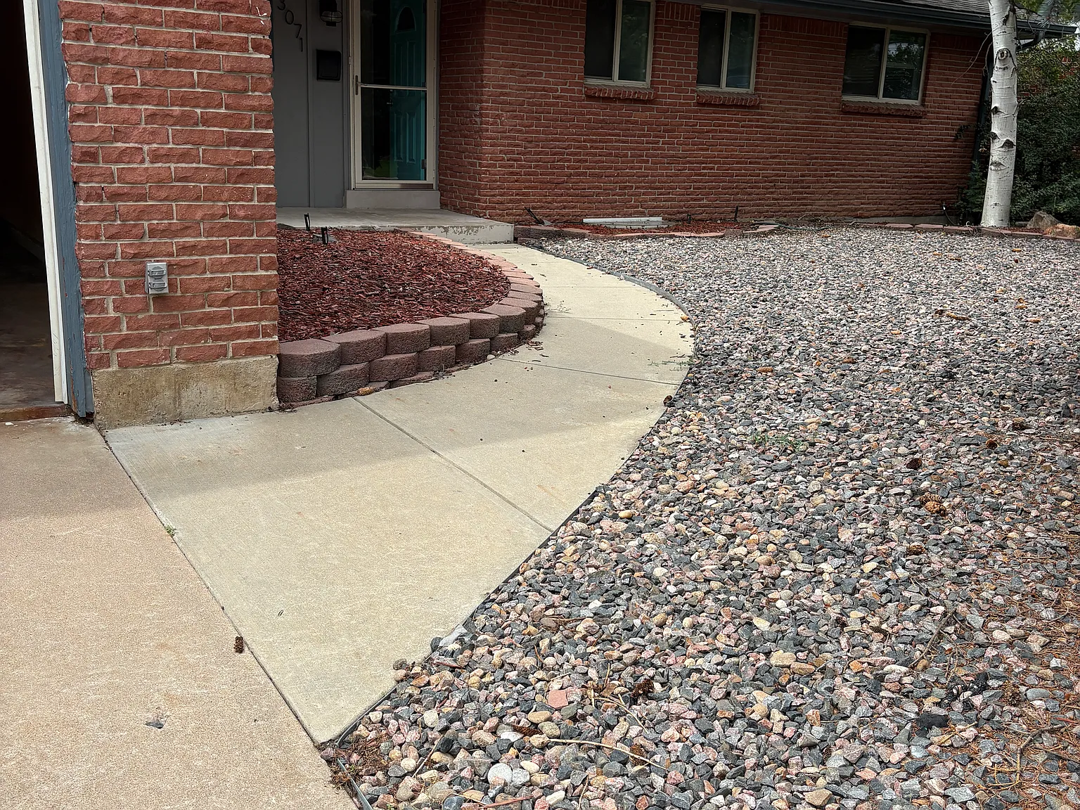5 bed, 2590 sqft, $3,550 — Photo 4