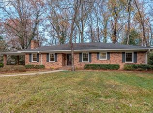 1118 Lynbrook Dr, Charlotte, NC 28211