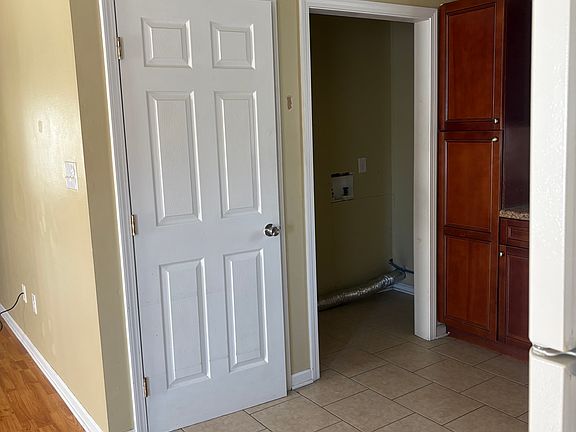4th image of 224 N 10th St #B
