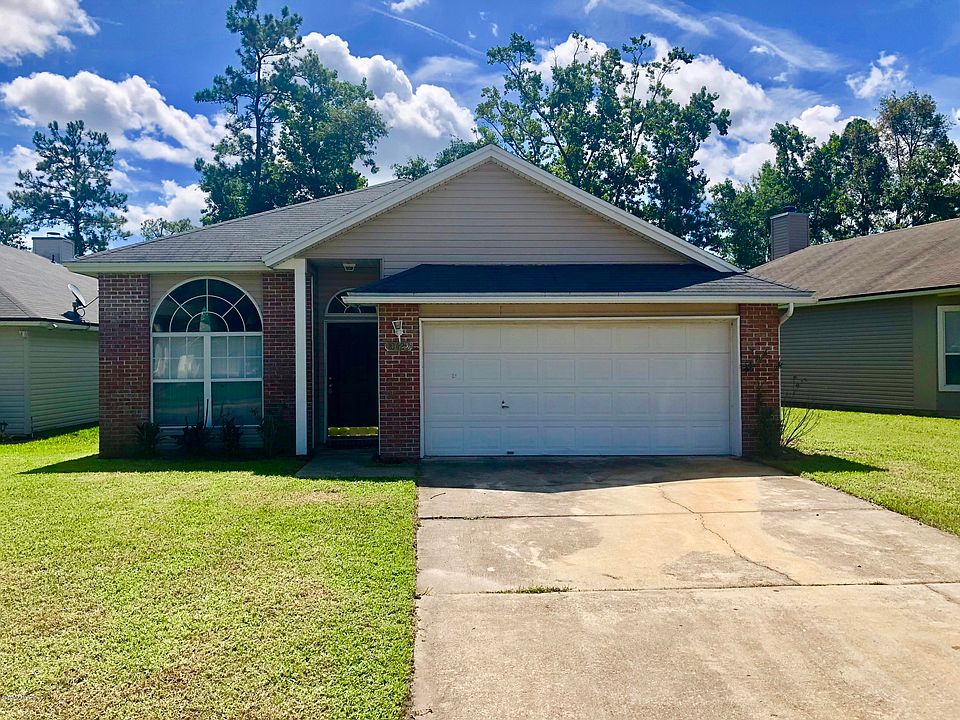1st image of 10429 Centerwood Ct