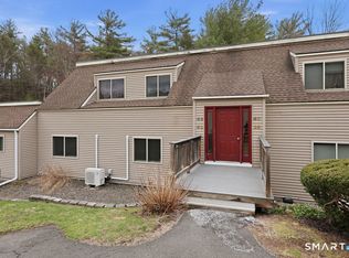 42 Library Ln UNIT 42, Simsbury, CT 06070