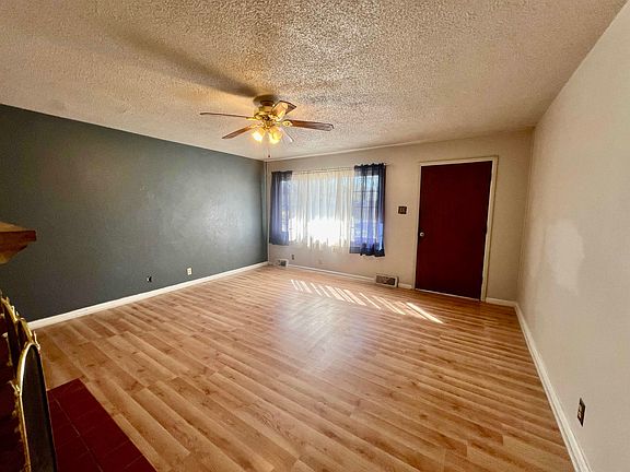 4th image of 1116 W Pine Ave