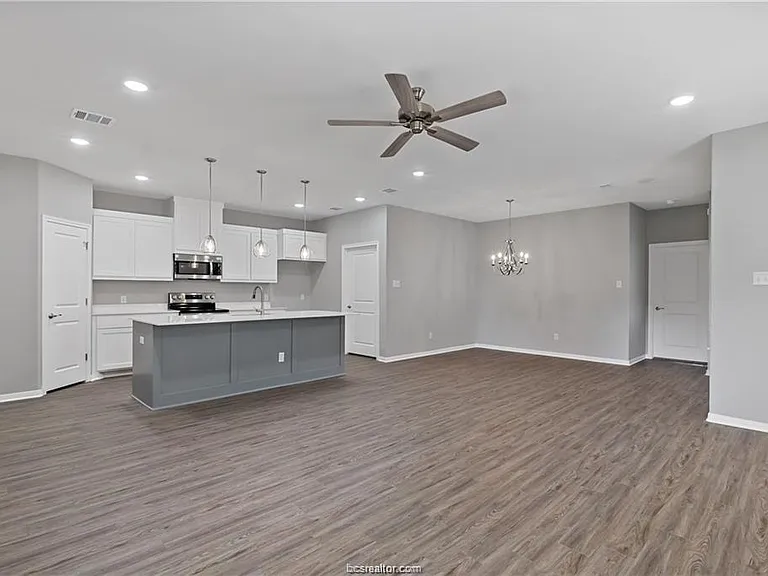 2509 Shady Route Ln — Photo 9
