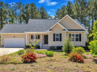 215 Oxfordshire Dr, Fuquay Varina, NC, 27526