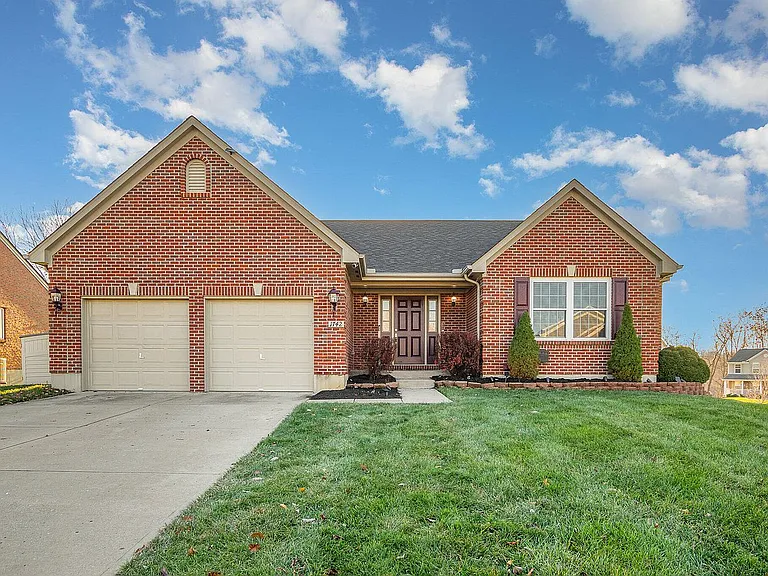1742 Bingham Cir — Photo 18