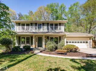 4594 Mountain Creek Dr NE, Roswell, GA 30075