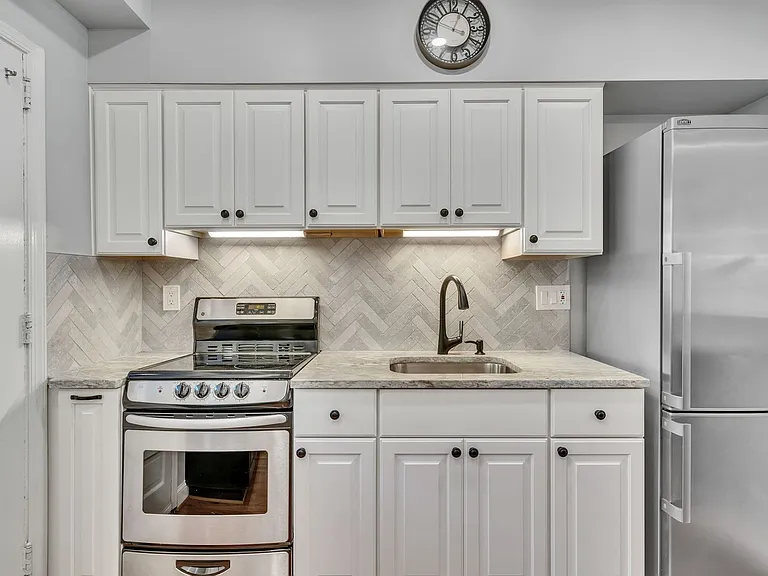300 Commonwealth Ave #1 — Photo 7