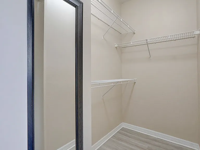 12914 Penn Station Ct #101 — Photo 36